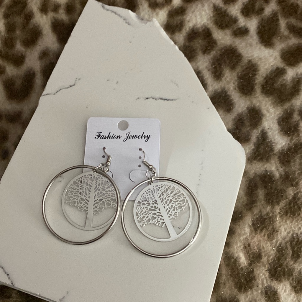 Tree Of Life Earrings Brand New